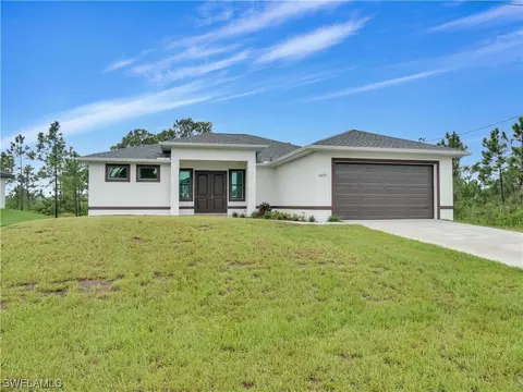 2502 27th St W, Lehigh Acres, FL 33971