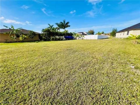 1729 Savona Pkwy W, Cape Coral, FL 33914