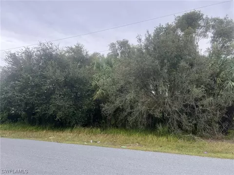 705 Arundel Cir, Fort Myers, FL 33913