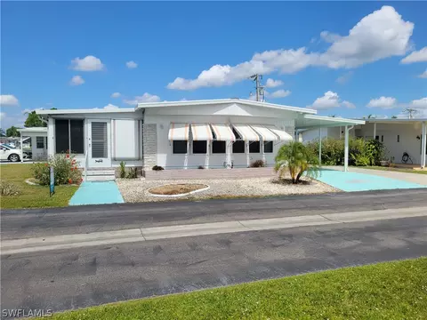 201 Harvest Ln, North Fort Myers, FL 33917