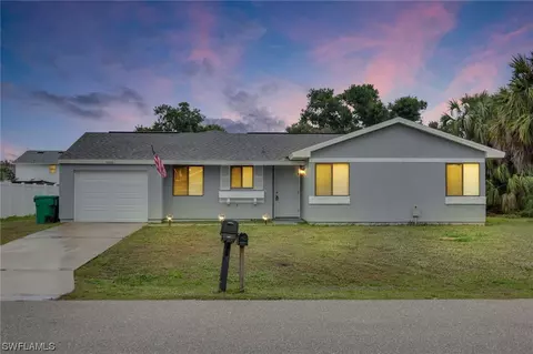 5032 Chaves Cir, Port Charlotte, FL 33948