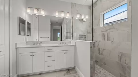 Bath - 4641 Centaurus Cir, Naples, FL 34120 photo 3 of 3