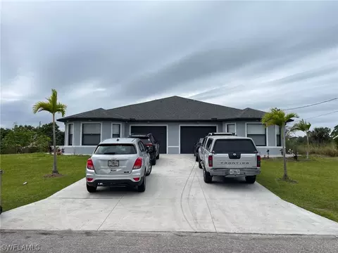124 Gordon Ave S, Lehigh Acres, FL 33973