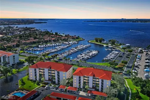 9435 Sunset Harbor Ln #221, Fort Myers, FL 33919