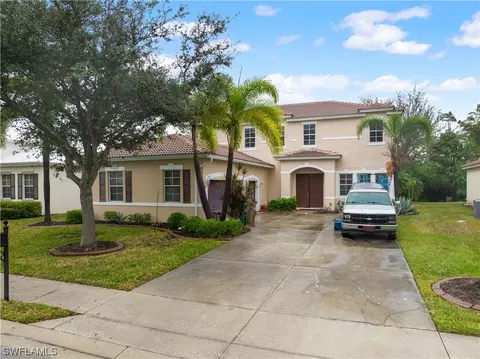 3013 Lake Manatee Ct, Cape Coral, FL 33909