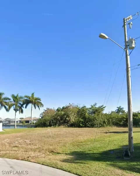 401 NE 21st Ave, Cape Coral, FL 33909