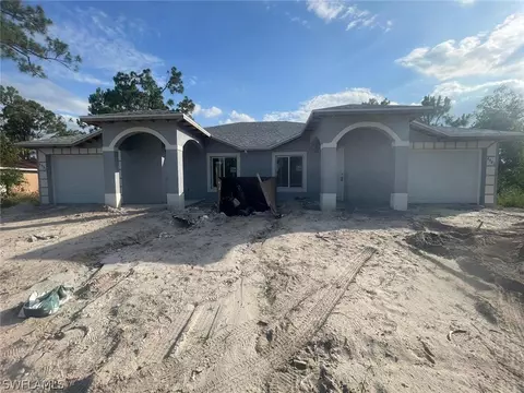 4981-4983 28th St SW, Lehigh Acres, FL 33973