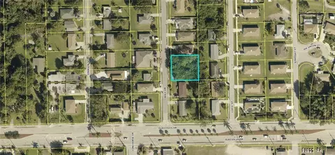 15335 Wall Dr, Fort Myers, FL 33908