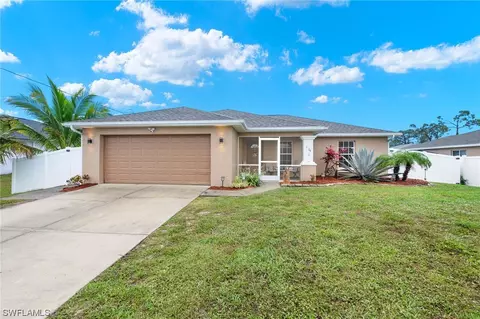1926 NE 34th St, Cape Coral, FL 33909