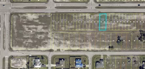 660 Diplomat Pkwy W, Cape Coral, FL 33993