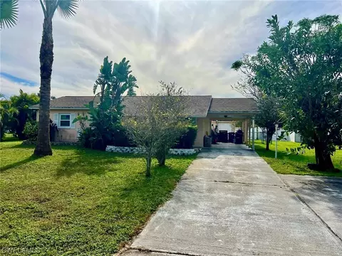 215 Purdue St, Lehigh Acres, FL 33936