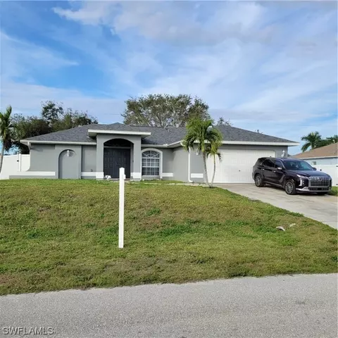 419 SE 13th Ter, Cape Coral, FL 33990