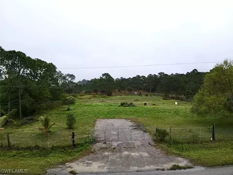 235 S Quebrada St, Clewiston, FL 33440 photo 2