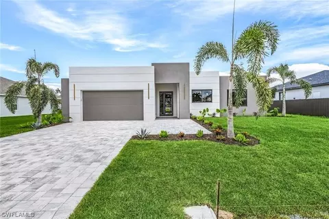1405 NW 4th St, Cape Coral, FL 33993