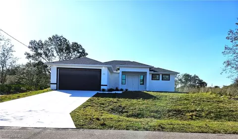 2703 66th St W, Lehigh Acres, FL 33971