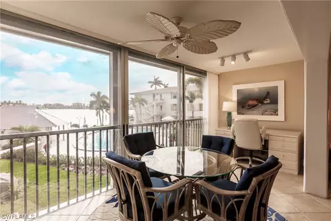 Dining - 322 Harbour Dr #208C, Naples, FL 34103 photo 4 of 5