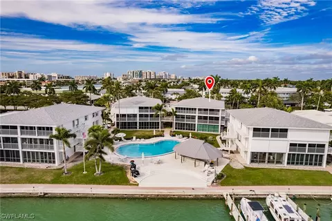 View/Area - 322 Harbour Dr #208C, Naples, FL 34103 photo 3 of 13