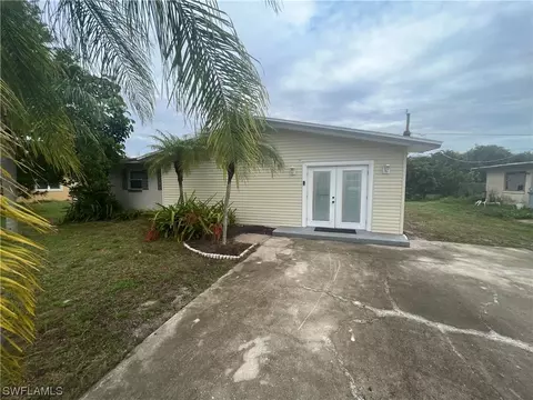 2338 Andros Ave, Fort Myers, FL 33905