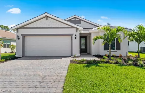 7565 Paradise Tree Dr, North Fort Myers, FL 33917