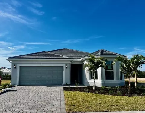 17327 Leaning Oak Trl, North Fort Myers, FL 33917