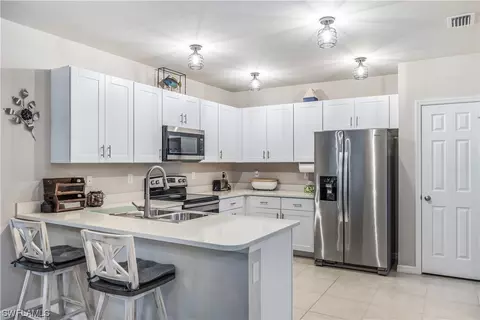 2073 Pigeon Plum Way, North Fort Myers, FL 33917