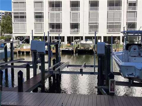 Hibiscus Boat Dock #128 Boat Dock, Fort Myers Beach, FL 33931
