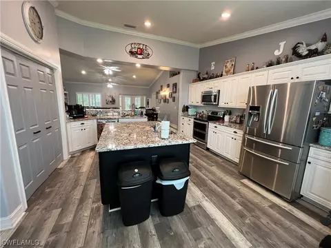 2507 40th St SW, Lehigh Acres, FL 33976