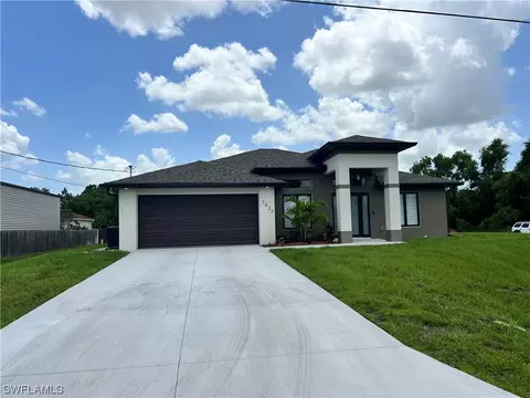 2900 28th St SW, Lehigh Acres, FL 33976