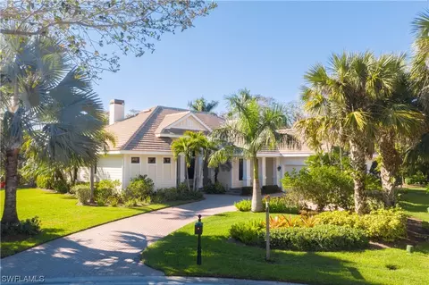 3871 River Point Dr, Fort Myers, FL 33905