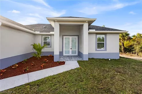 2617 28th St W, Lehigh Acres, FL 33971