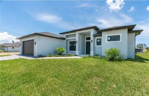 330 SW 23rd St, Cape Coral, FL 33991