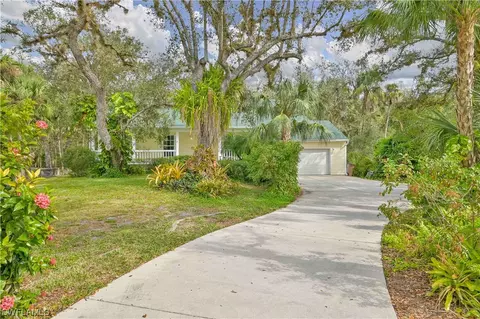 14141 River Rd, Fort Myers, FL 33905