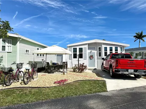 4650 Lafayette Ln W, Estero, FL 33928