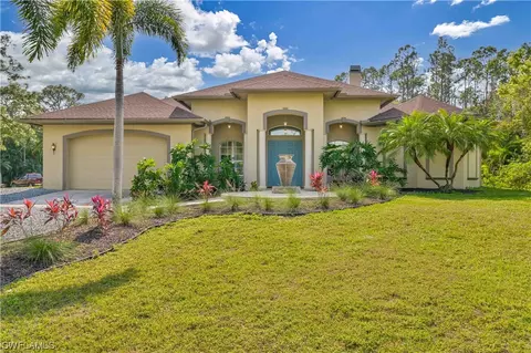 9700 Merle Dr, North Fort Myers, FL 33917