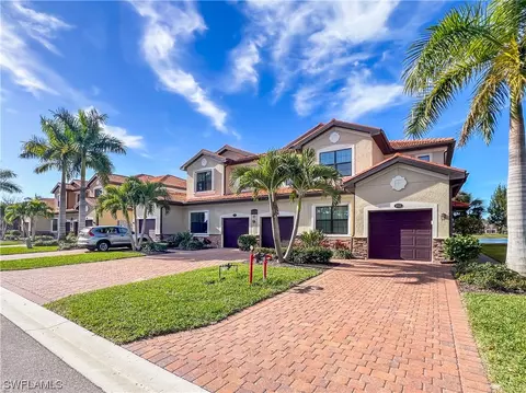 26139 Palace Ln #101, Bonita Springs, FL 34135