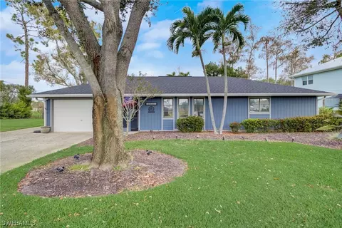 9037 Henry Rd, Fort Myers, FL 33967