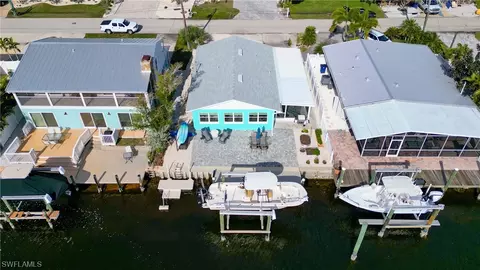 2691 Geary St, Matlacha, FL 33993