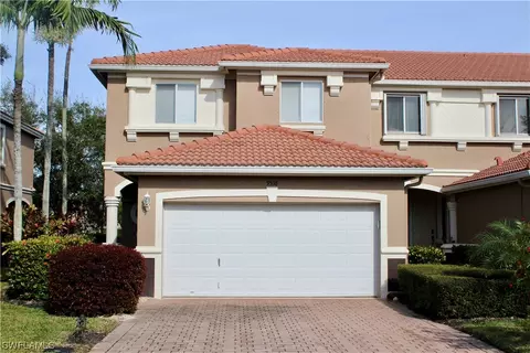 9538 Roundstone Cir, Fort Myers, FL 33967