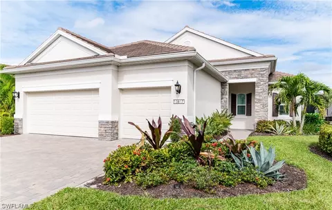 13817 Magnolia Isle Dr, Fort Myers, FL 33905