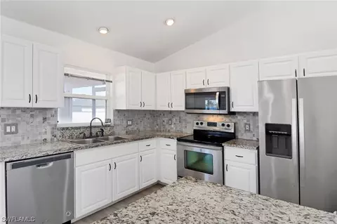 507 Tropicana Pkwy W, Cape Coral, FL 33993