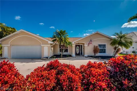 3715 SE 16th Pl, Cape Coral, FL 33904