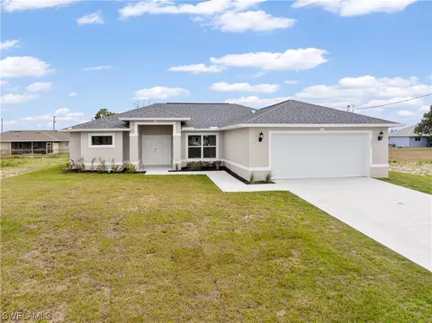 3031 NW 5th Pl, Cape Coral, FL 33993