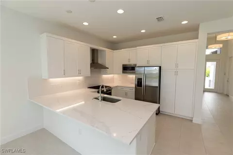 Kitchen - 20502 Fair Oak Ln, Estero, FL 33928 photo 3 of 3