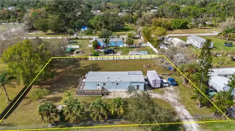 8356 Cook Dr, North Fort Myers, FL 33917
