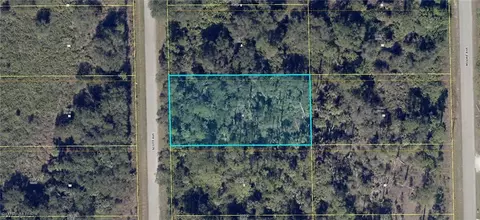 716 Scott Ave, Lehigh Acres, FL 33972