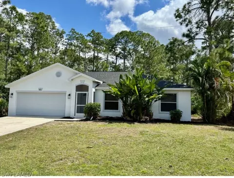 802 Desoto Ave, Lehigh Acres, FL 33972