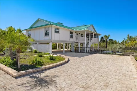 657 Rabbit Rd, Sanibel, FL 33957