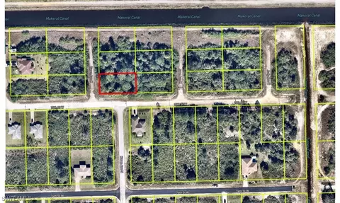 7500 Karen Ave N, Lehigh Acres, FL 33971