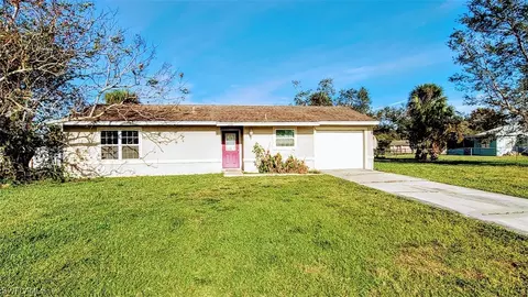 4066 S Edgewater Cir, Labelle, FL 33935