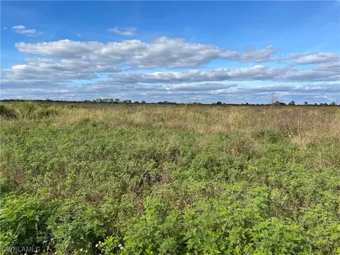 6940 6th Rd, Labelle, FL 33935